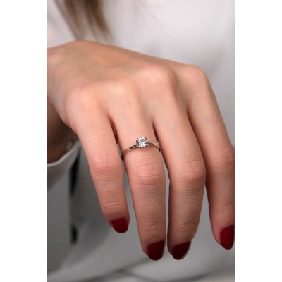 14 Ayar Beyaz Altın Tektaş Yüzük 149