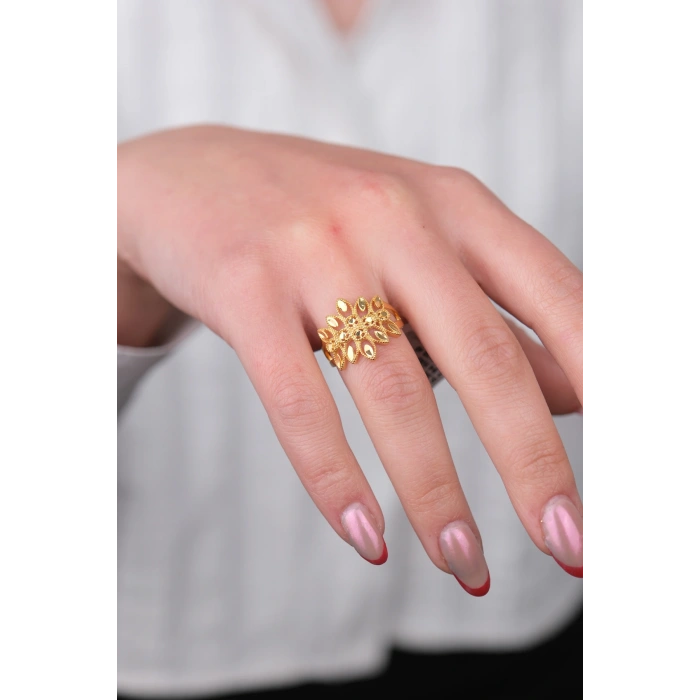 14 Ayar Altın Fantezi Desenli Yüzük 659