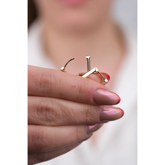 14 Ayar Altın Kare Küpe 1184