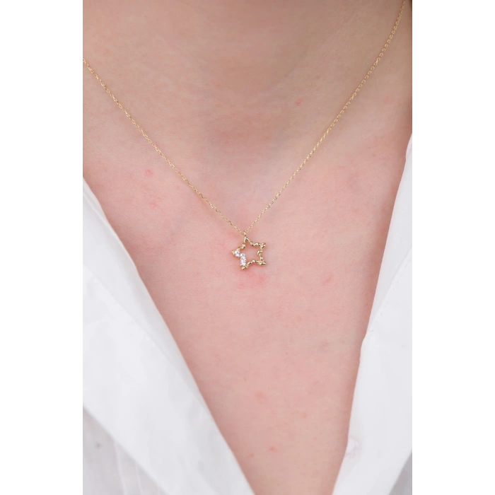 14 Ayar Altın Minimal Taşlı Yıldız Kolye 659