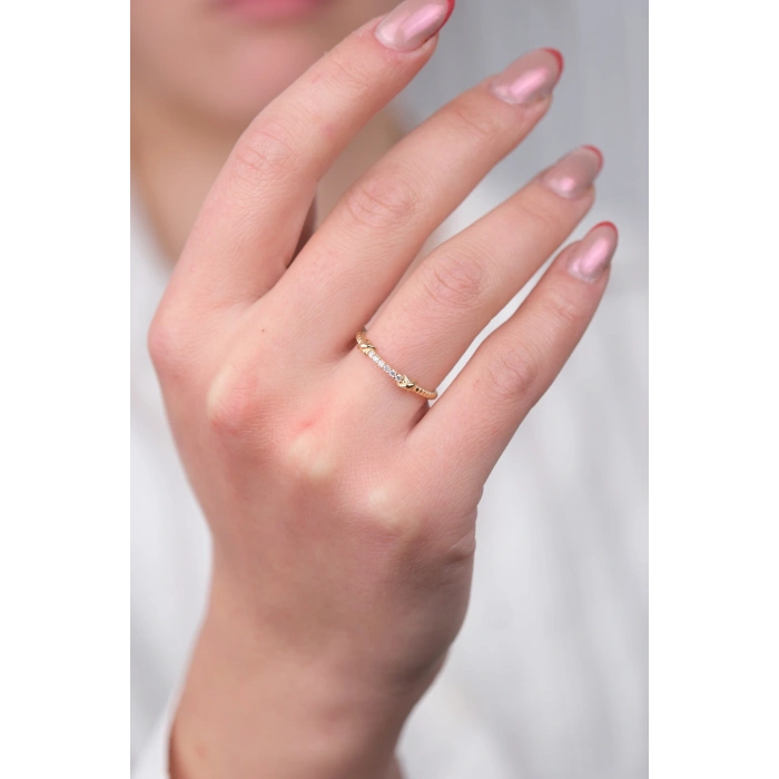 14 Ayar Altın Minimal Taşlı Yüzük 957