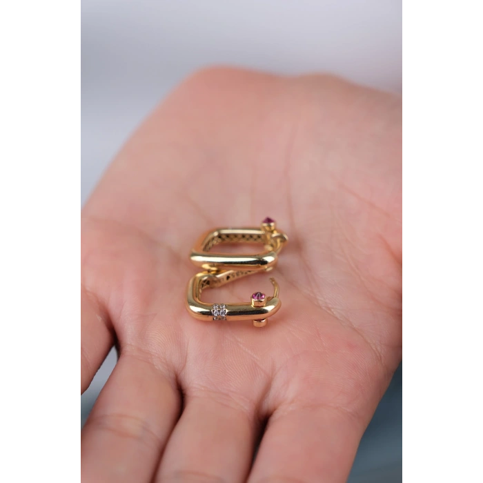 14 Ayar Altın Pembe Taşlı Kare Küpe 734