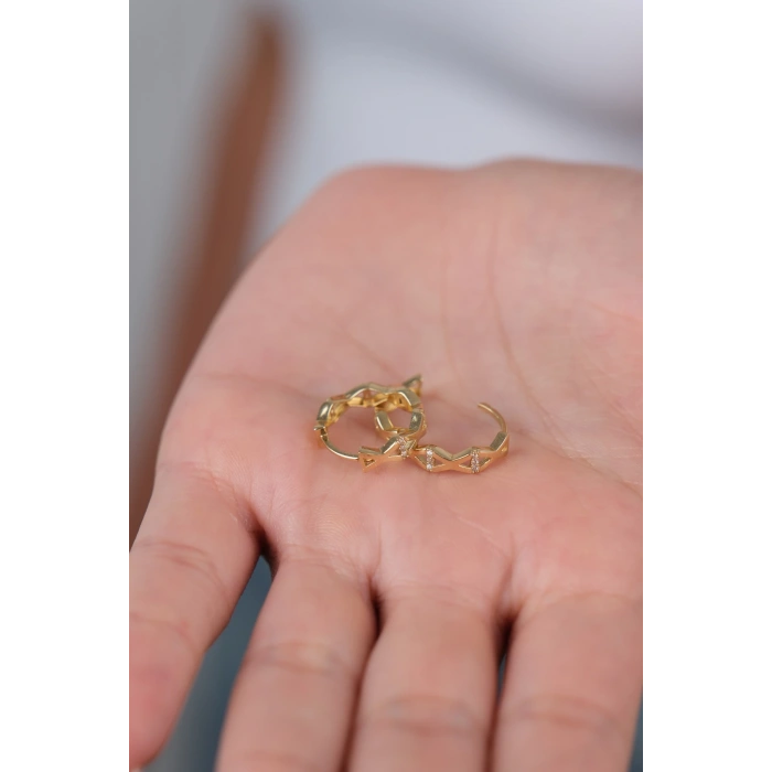 14 Ayar Altın Şekilli Taşlı Küpe 846