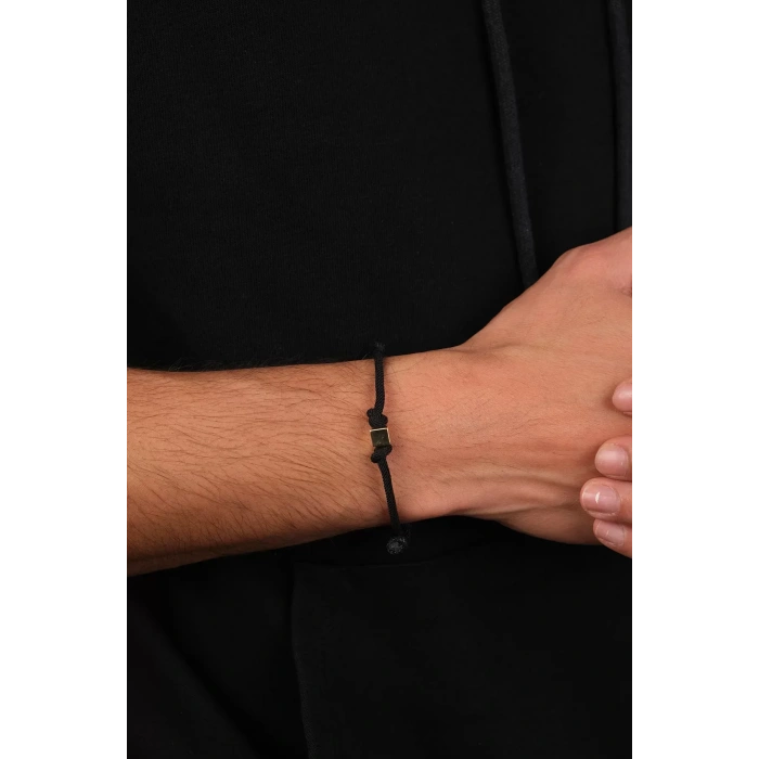 14 Ayar Altın Siyah İpli Küp Bileklik 