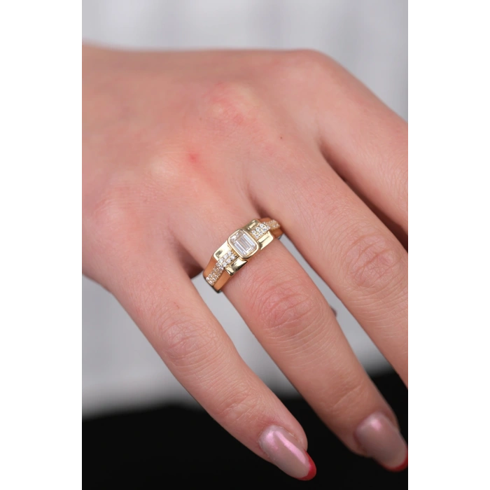 14 Ayar Altın Taşlı Yüzük 1000