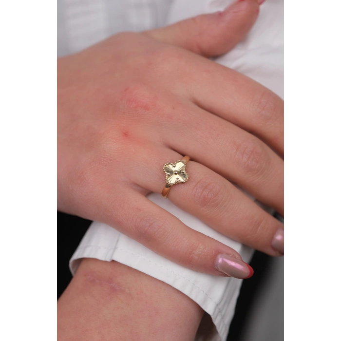 14 Ayar Altın Yonca Yüzük 1004