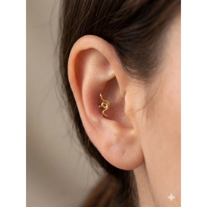 14 Ayar Altın Yılan Desenli Tragus Piercing 5