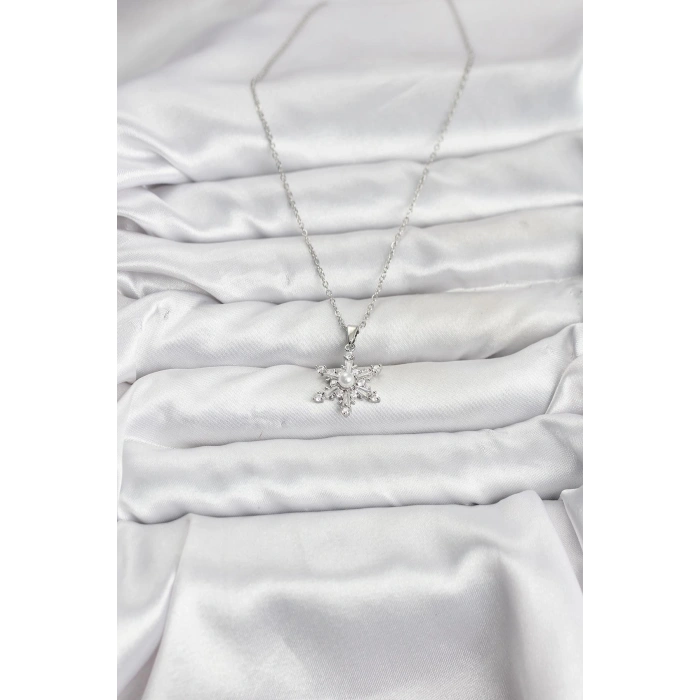 316L Çelik Zincir Gümüş Renk Kar Tanesi Model Zirkon Taşlı Kadın Kolye