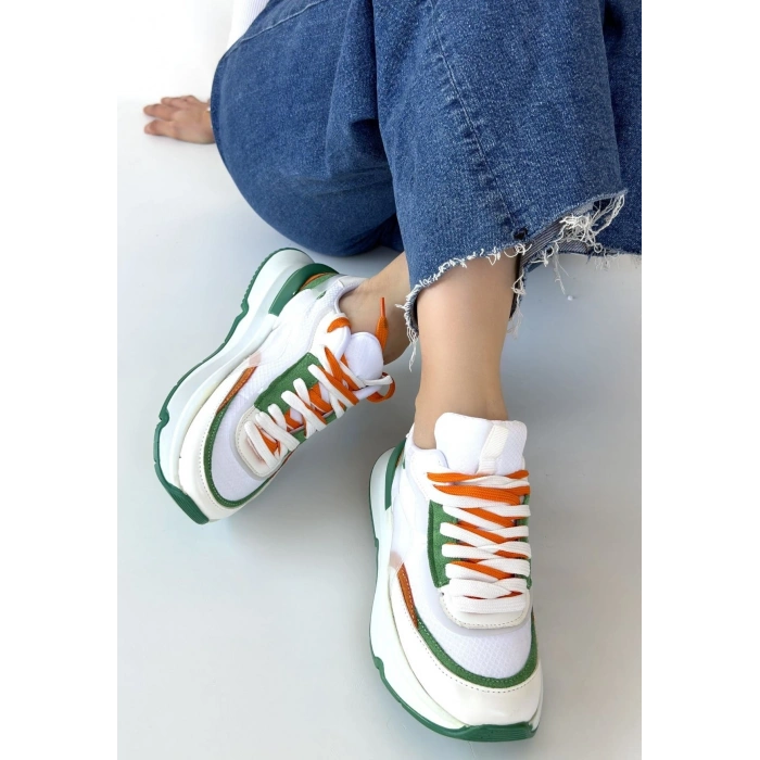 Aleh Beyaz Cilt Yeşil Detaylı Çift Bağcıklı Spor Ayakkabı