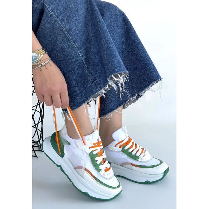 Aleh Beyaz Cilt Yeşil Detaylı Çift Bağcıklı Spor Ayakkabı