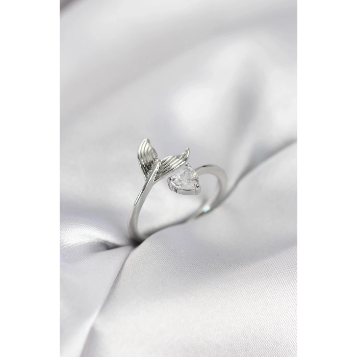 Balık Kuyruğu Model Gümüş Renk Zirkon Taşlı Kadın Yüzük