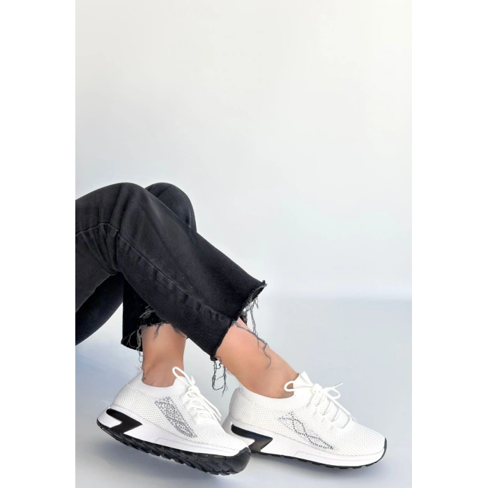 Belan Beyaz Triko Bağcıklı Spor Ayakkabı