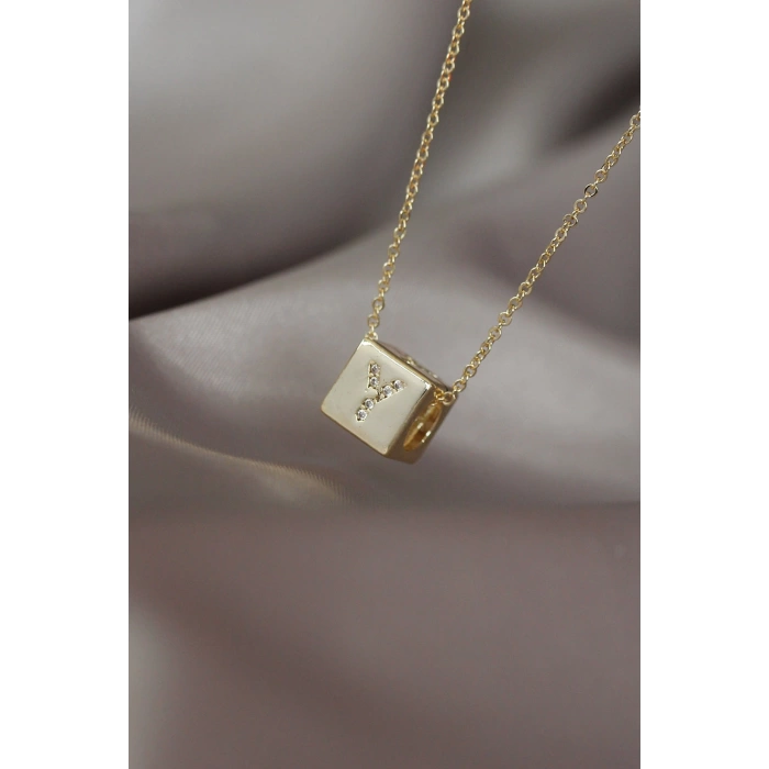 Gold Renk Zirkon Taşlı Küp Model Y Harfli Kolye