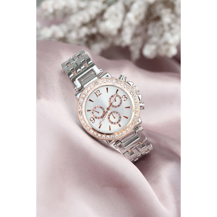 Gümüş Metal Kordonlu Rose Zirkon Taşlı Kasa Tasarımlı Kadın Saat