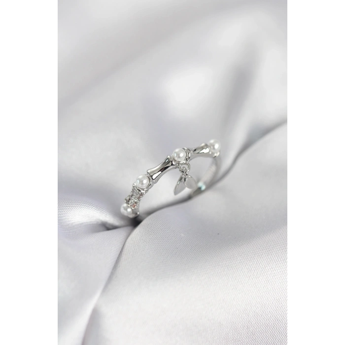 Gümüş Renk Sallantılı Kemik Model Kadın Yüzük