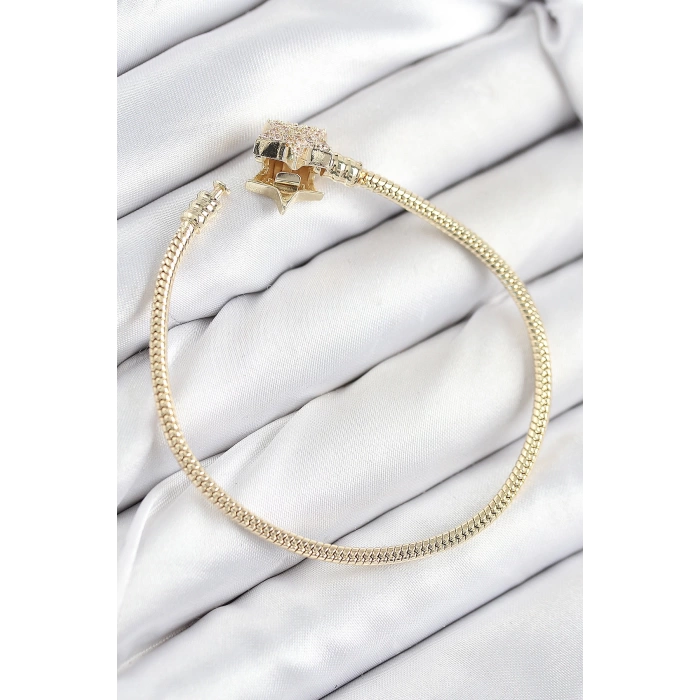 Pirinç Charm Zirkon Taşlı Yıldız Model Gold Renk Kadın Bileklik