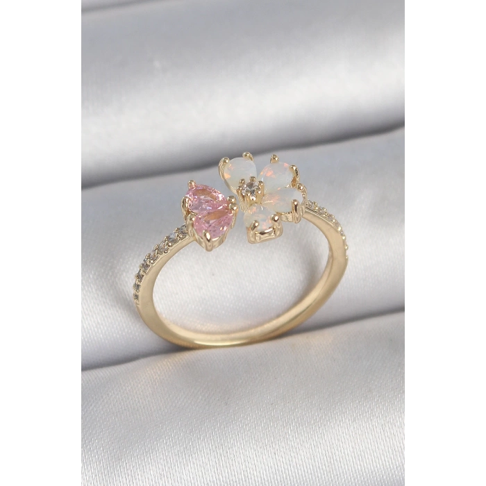 Pirinç Gold Renk Beyaz Mineli Pembe Zirkon Taşlı Çiçek Model Kadın Yüzük