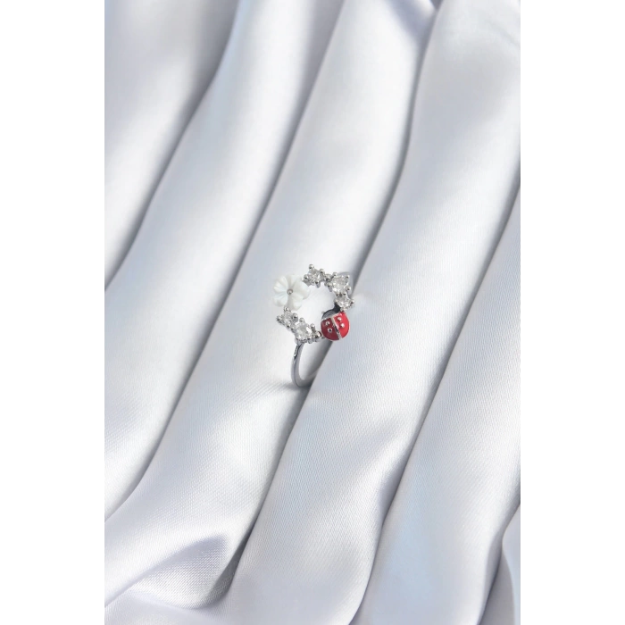 Pirinç Gümüş Renk Zirkon Taş Detay Çiçek Uğur Böceği Model Kadın Yüzük
