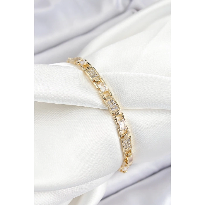Pirinç Zincir Model Zirkon Taşlı Gold Renk VİP Seri Kadın Bileklik