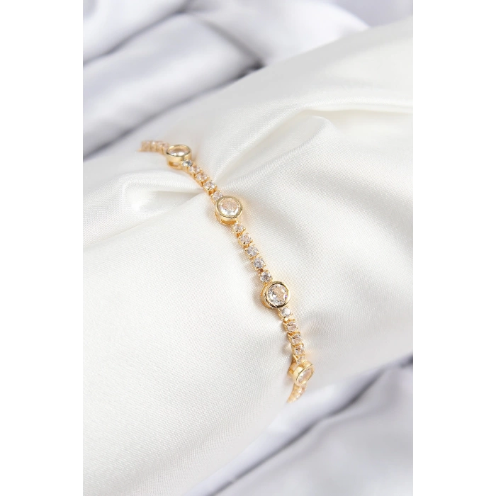 Pirinç Zirkon Taşlı Daire Model Gold Renk Asansörlü Kadın Bileklik