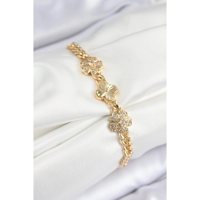 Pirinç Zirkon Taşlı Yonca Model Gold Renk Kadın Bileklik