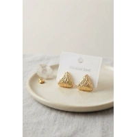 316L Çelik Gold Renk Vintage Kabartmalı Üçgen Model Küpe
