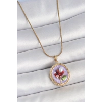 316L Çelik Gold Renk Zincir Mor Mineli İncili Çiçek İşlemeli Portre Model Kadın Kolye
