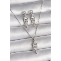 316L Çelik Gümüş Renk Zincir Sallantı Zirkon Taş Model Kadın Kolye Küpe Seti