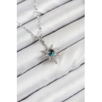 316L Çelik Zirkon Taşlı Kutup Yıldızı Model Gümüş Renk Kadın Kolye