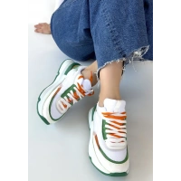 Aleh Beyaz Cilt Yeşil Detaylı Çift Bağcıklı Spor Ayakkabı