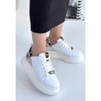 Gasta Beyaz Cilt Gümüş Detaylı Bağcıklı Spor Ayakkabı