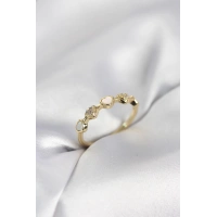 Gold Renk Minimal Kalp Model Zirkon Taşlı Pirinç Kadın Yüzük