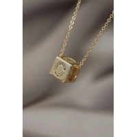 Gold Renk Zirkon Taşlı Küp Model C Harfli Kolye