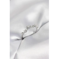 Gümüş Renk Gece Temalı Zirkon Taşlı Kadın Yüzük