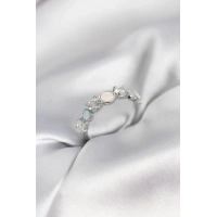 Gümüş Renk Minimal Plaka ve Zirkon Taşlı Kadın Yüzük