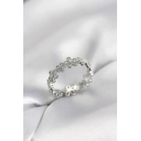 Gümüş Renk Sıralı Çiçek Model Zirkon Taşlı Kadın Yüzük