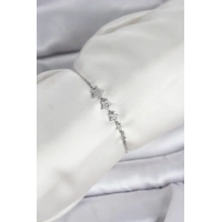 Gümüş Renk Zirkon Taşlı Yıldız Model Asansörlü Kadın Bileklik