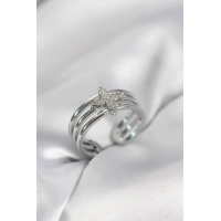 Gümüş Renk Zirkon Taşlı Yonca Model Kadın Yüzük