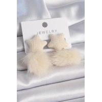 Krem Rengi Tüylü Ponpon Model Kadın Küpe