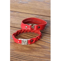 Metal Aksesuarlı Kırmızı Renk Deri Erkek Bileklik Kombin