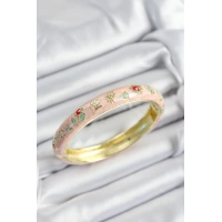 Mineli Pirinç Pembe Çiçek Motifli Gold Renk Kadın Kelepçe