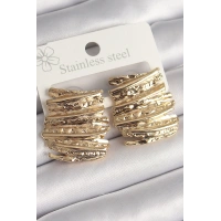 Pirinç Gold Renk İşlemeli Kare Plaka Model Kadın Küpe