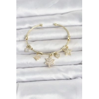 Pirinç Gold Renk Lotus Detay Charmlı Kadın Bileklik