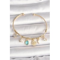 Pirinç Gold Renk Sallantı Zirkon Taş Detaylı Pusula Figür Charm Kadın Bileklik