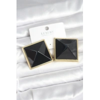 Pirinç Gold Renk Siyah Piramit Model Kadın Küpe