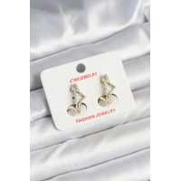 Pirinç Gold Renk Yıldız Model Kadın Küpe