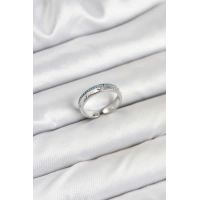 Pirinç Gümüş Renk Sıralı Zirkon Taşlı Kutup Yıldızı Model Kadın Yüzük