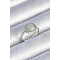 Pirinç Gümüş Renk Yeşil Kare Mineli Kadın Yüzük