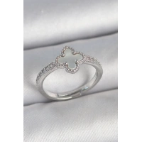 Pirinç Gümüş Renk Zirkon Taşlı Beyaz Mineli Yonca Model Ayarlanabilir Kadın Yüzük