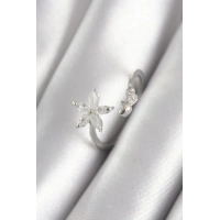 Pirinç Gümüş Renk Zirkon Taşlı Çiçek Model Kalp Detay Kadın Yüzük